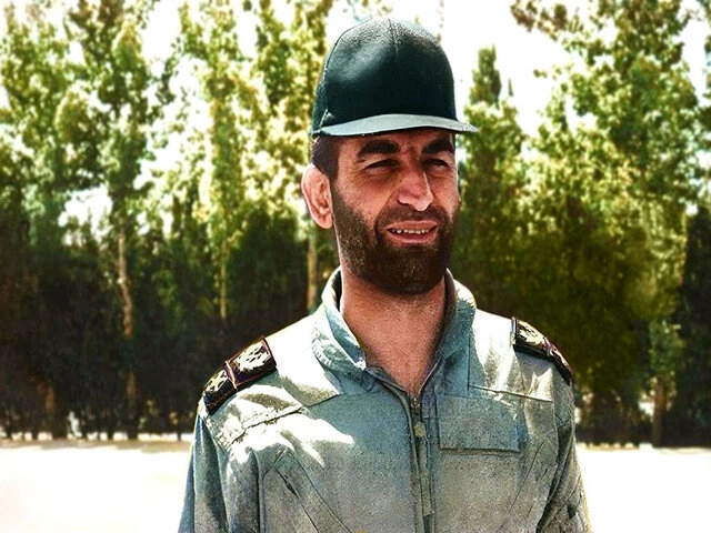 خلبان شهید عباس بابایی